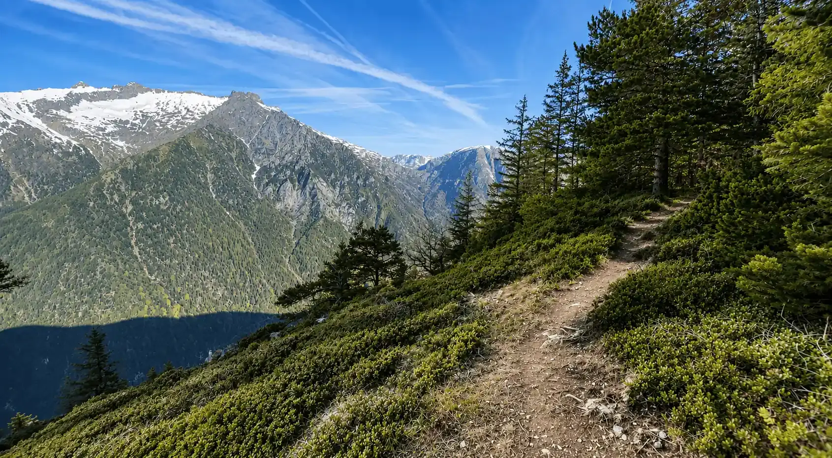 Sentiers du GR10 autour d'Auzat