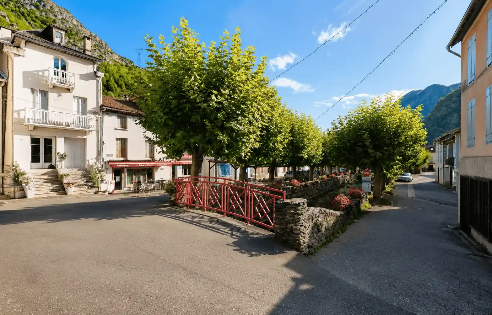 Vue du village d'Auzat